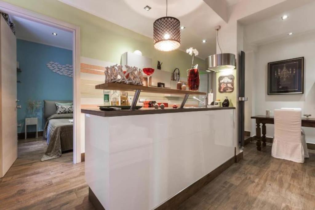 Lily'S - Near Harbor And Downtown With Terrace - Italy Flat Vacation Daire Cenova Dış mekan fotoğraf